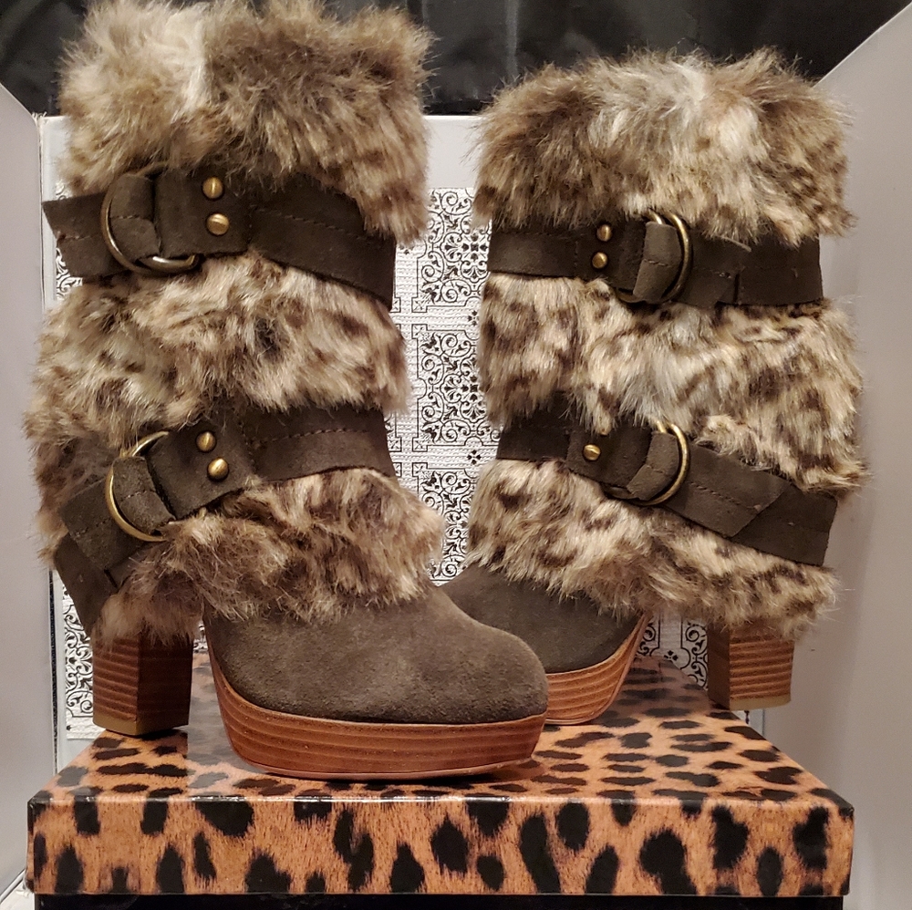 NAUGHTY MONKEY ~ Sugar High Boots - Size 7